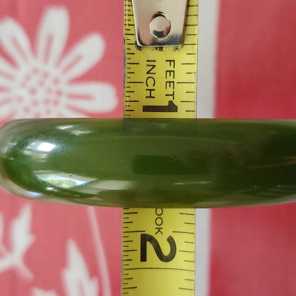 Bakelite green bangle bracelet Vintage - Picture 5 of 7
